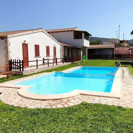 Affittimoderni - Villaggio Casteldoria Apartment
